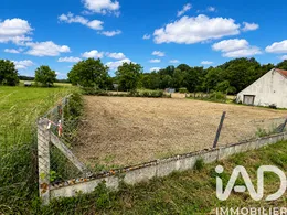 Building plot in Jouy (89150)