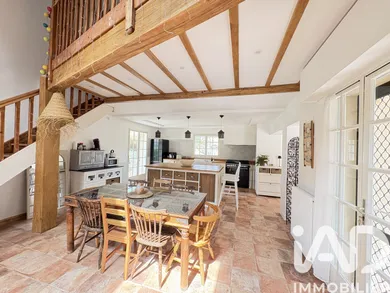House in Ambarès-et-Lagrave (33440)