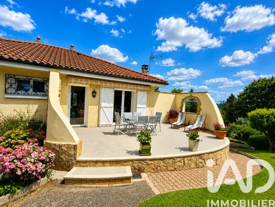 Maison traditionnelle à Saint-Cyr-sur-le-Rhône (69560)