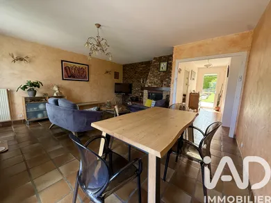 Maison traditionnelle à Saint-Cyr-sur-le-Rhône (69560)