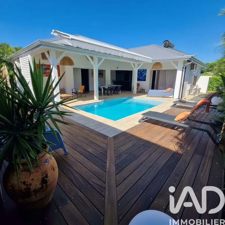Maison 5 pièces 92 m² · à Saint-François · 92 m² · 499 000 €