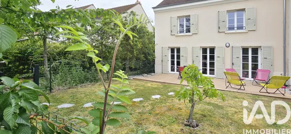 Maison à Magny-le-Hongre (77700) photo 2
