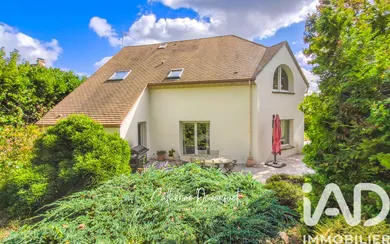 House in Vaux-sur-Seine (78740)