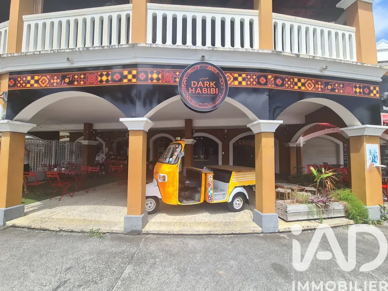 Local commercial 94 m² · à Saint-François · 94 m² · 404 738 €