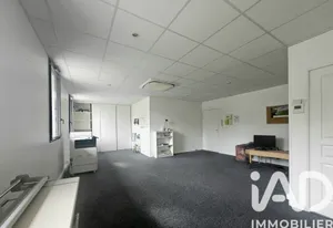 Office in Saint-Pierre-d'Irube (64990)