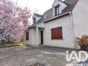Maison à Saint-Thibault-des-Vignes (77400)