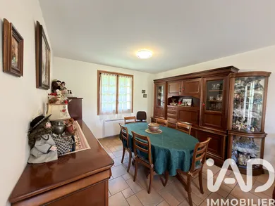 Detached house in Sainte-Feyre (23000)