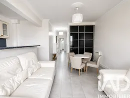 Apartment in Montreuil (93100)