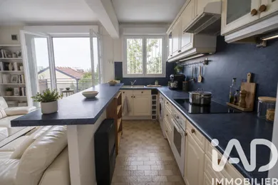 Apartment in Montreuil (93100)