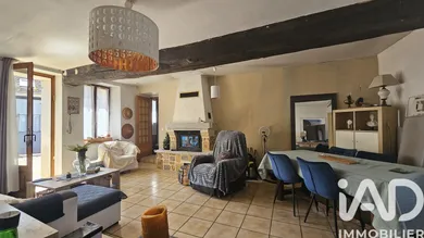 Maison de village à Esmans (77940)
