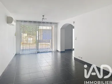 Appartement à Beaucaire (30300)