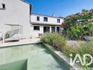 House in Arles (13200)