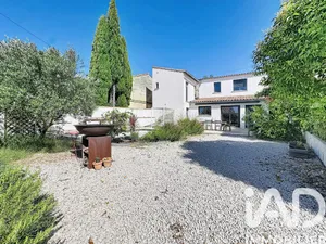 House in Arles (13200)