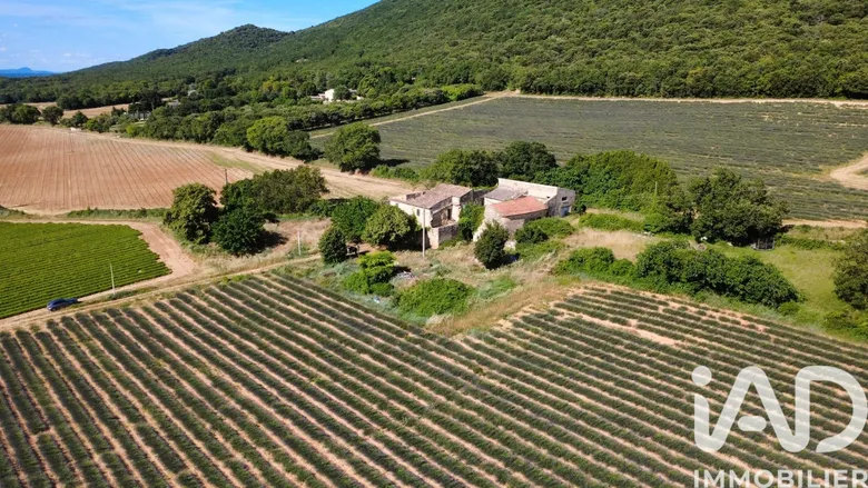 Maison 10 pièces 438 m² · à Savasse · 438 m² · 200 000 €