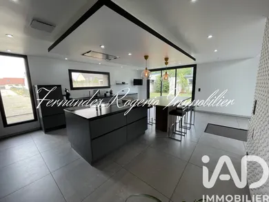 Architectural house in Ascoux (45300)