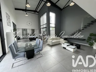 Architectural house in Ascoux (45300)