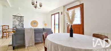 Traditional house in Le Tour-du-Parc (56370)