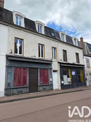 Immeuble à Châtillon-en-Bazois (58110)
