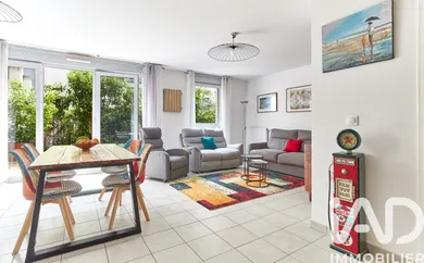 Duplex à Gentilly (94250)