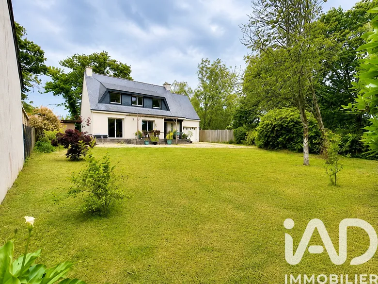 Maison 6 pièces 130 m² · à Saint-Nolff · 130 m² · 374 000 €