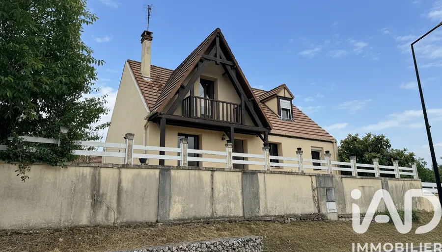 Pavillon à Montereau-Fault-Yonne (77130) photo 3