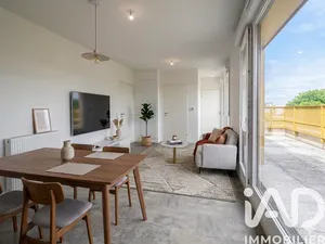 Apartment in Villenave-d'Ornon (33140)