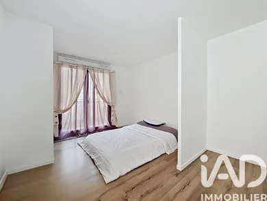 Apartment in Mennecy (91540)