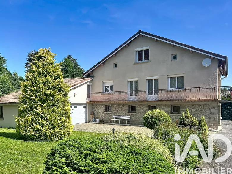 Maison 6 pièces 135 m² · à Saint-Pal-de-Mons · 135 m² · 248 000 €