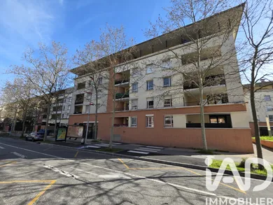 Apartment in Toulouse (31200)