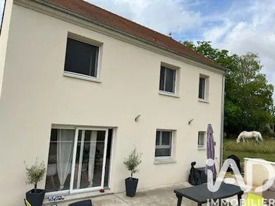 Townhouse in Nailly (89100)