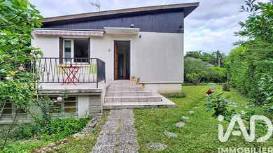 House in Brunoy (91800)