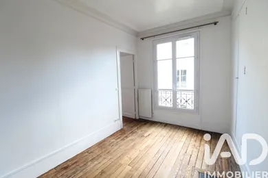 Apartment in Paris (75011)