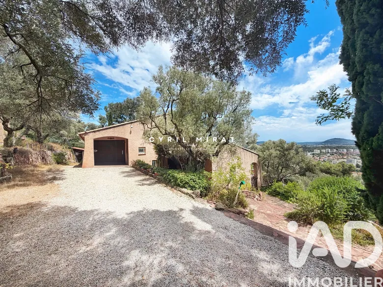 Maison 6 pièces 171 m² · à Toulon · 171 m² · 860 000 €