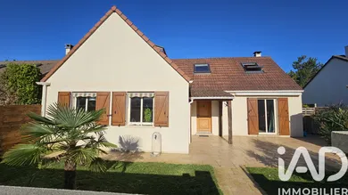 Pavillon à Nandy (77176)