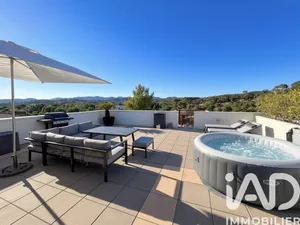 Apartment in Fréjus (83600)