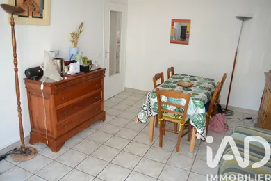 Apartment in Bures-sur-Yvette (91440)
