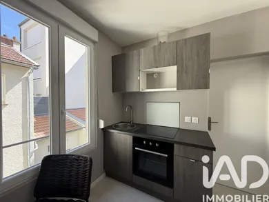 Apartment in Reims (51100)