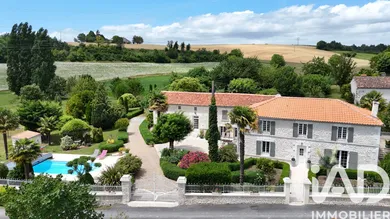 Maison de campagne à Bellevigne (16120)