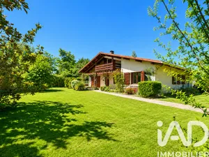 Maison traditionnelle à Pey (40300)