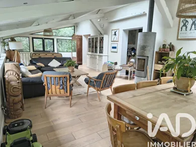 Maison de campagne à Saint-Arnoult-en-Yvelines (78730)