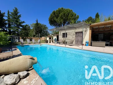Cottage in Sarrians (84260)