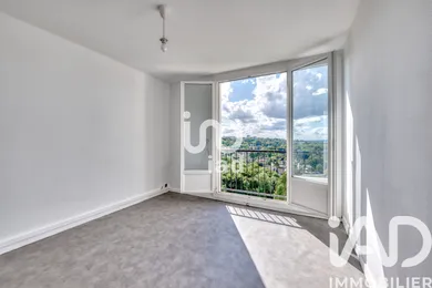 Appartement à Noisy-le-Grand (93160)
