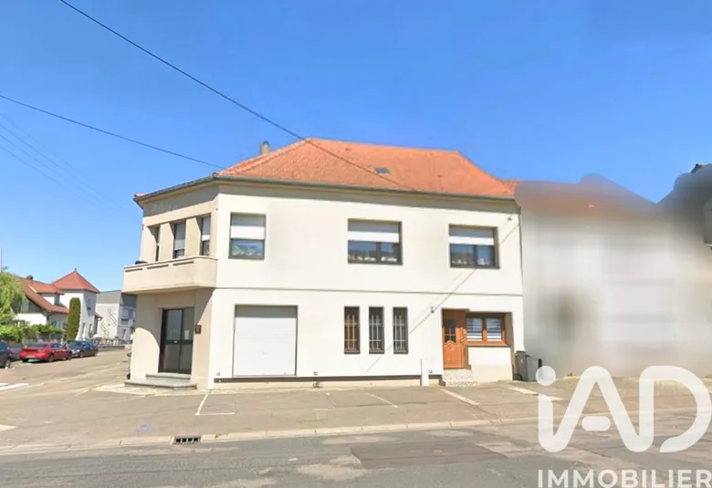 Immeuble 2 pièces 390 m² · à L'Hôpital · 390 m² · 279 000 €