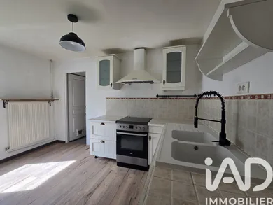 House in Cherisy (28500)