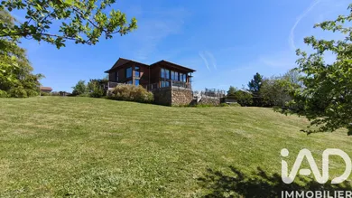 Maison d'architecte à Apinac (42550)