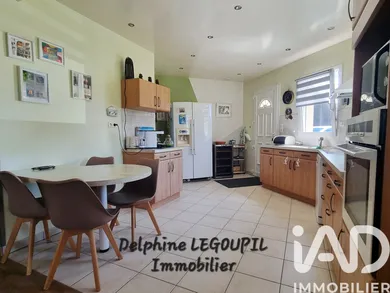 Maison à Bricquebec (50260)