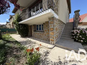 Maison traditionnelle à Villepinte (93420)