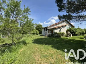 House in Pact (38270)