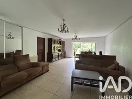 Detached house in Sainte-Geneviève-des-Bois (91700)