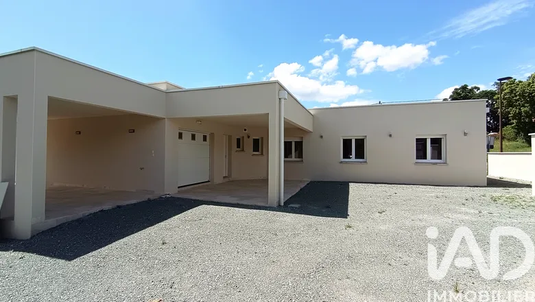 Maison 4 pièces 120 m² · à Vougy · 120 m² · 320 000 €